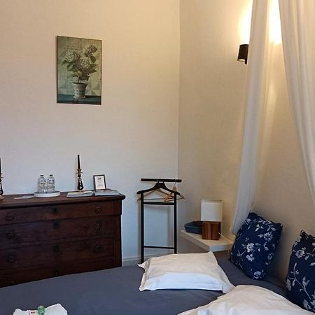Domaine Du Noble Bed & Breakfast Saint-Jean-de-Thurac Екстериор снимка