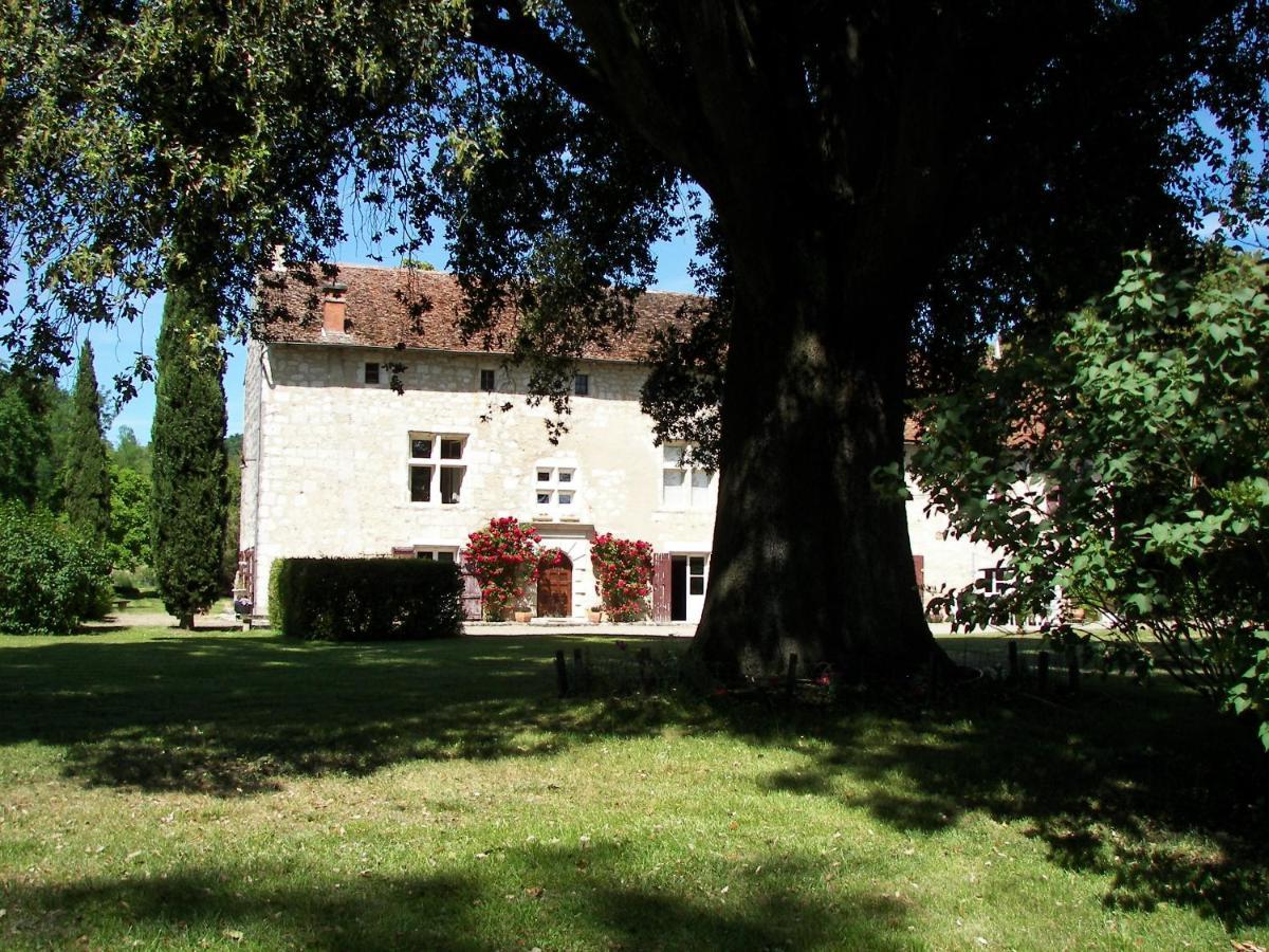 Domaine Du Noble Bed & Breakfast Saint-Jean-de-Thurac Екстериор снимка