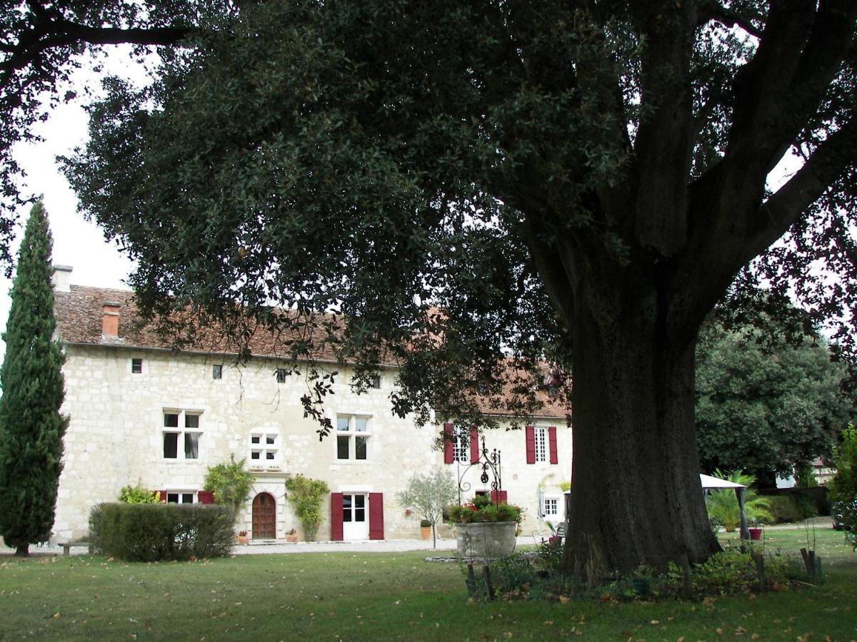 Domaine Du Noble Bed & Breakfast Saint-Jean-de-Thurac Екстериор снимка